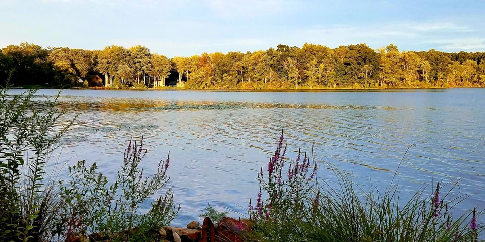 finding a lot for a custom home build in Smith Mountain Lake