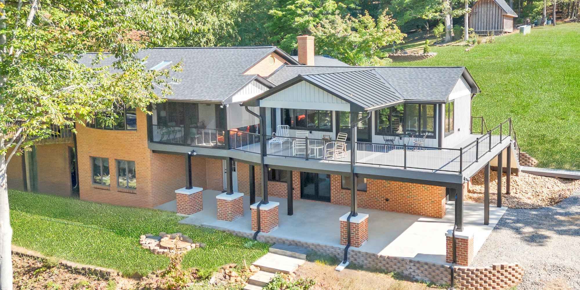 Home addition in Roanoke County built by Grace Alon Builders