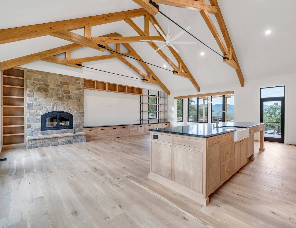 grace-alon-great-room-vaulted-ceiling-custom-home-roanoke